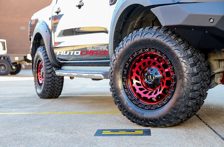 FORD-RANGER-ZOMBIE-GLOSS-BLACK-MACHINED-RED