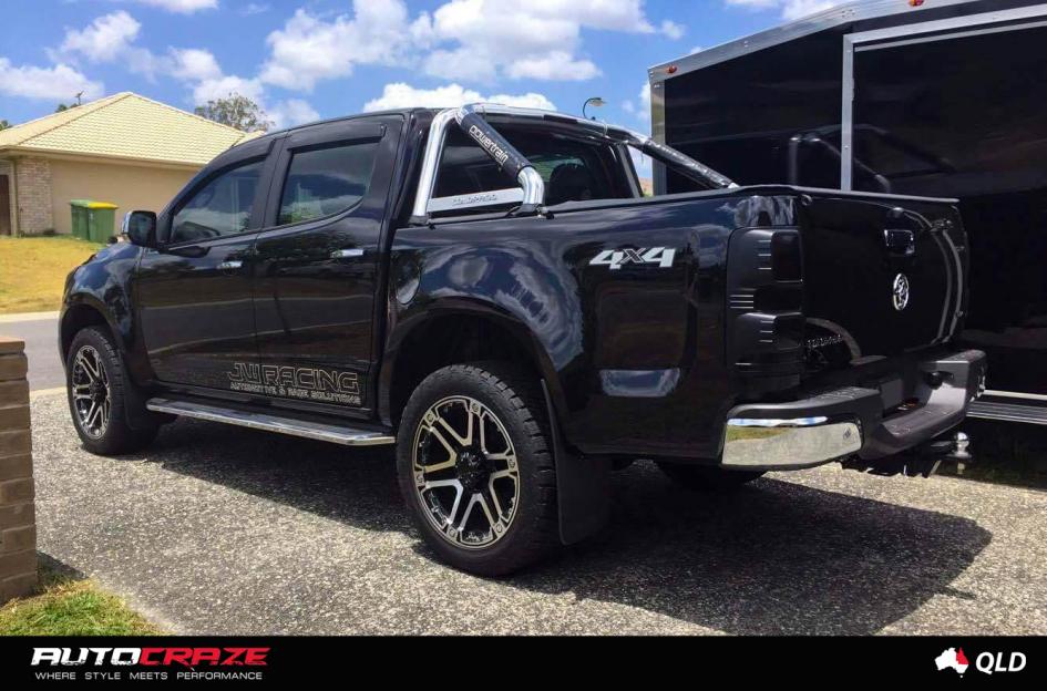 HOLDEN COLORADO T01 GLOSS BLACK MACHINED FACE WITH CHROME INSERTS
