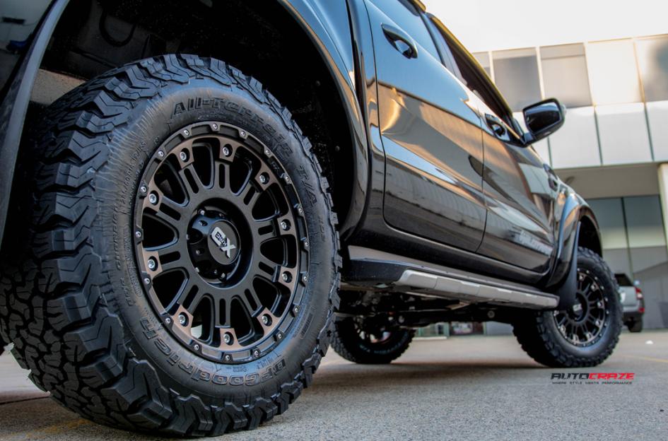FORD RANGER HOSS XD II SATIN BLACK DARK TINT