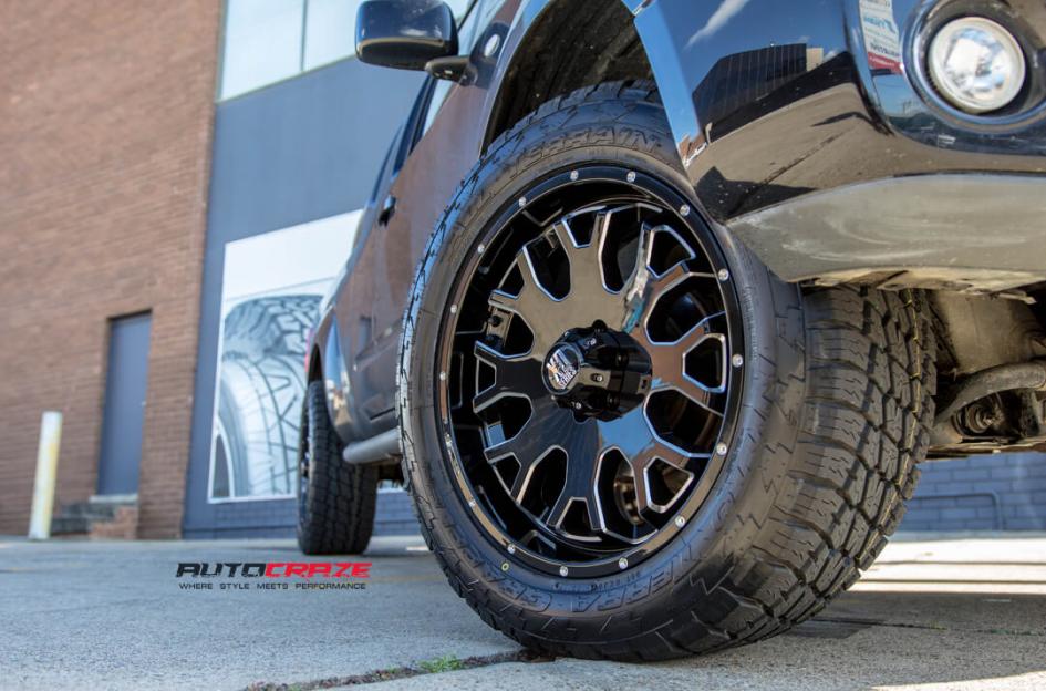 NISSAN NAVARA MENACE GLOSS BLACK MILLED ACCENTS