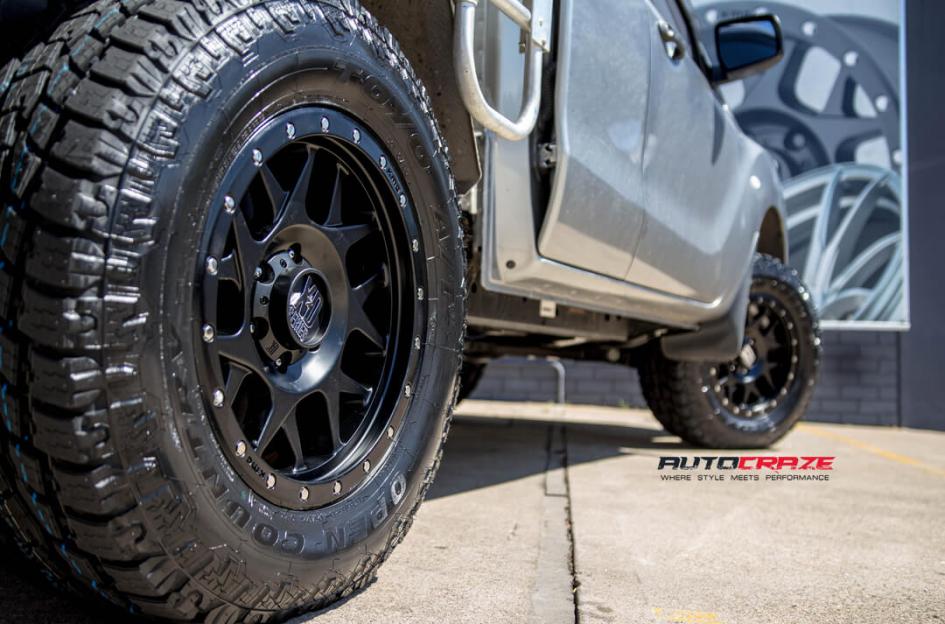 MAZDA BT 50 BULLY XD SATIN BLACK