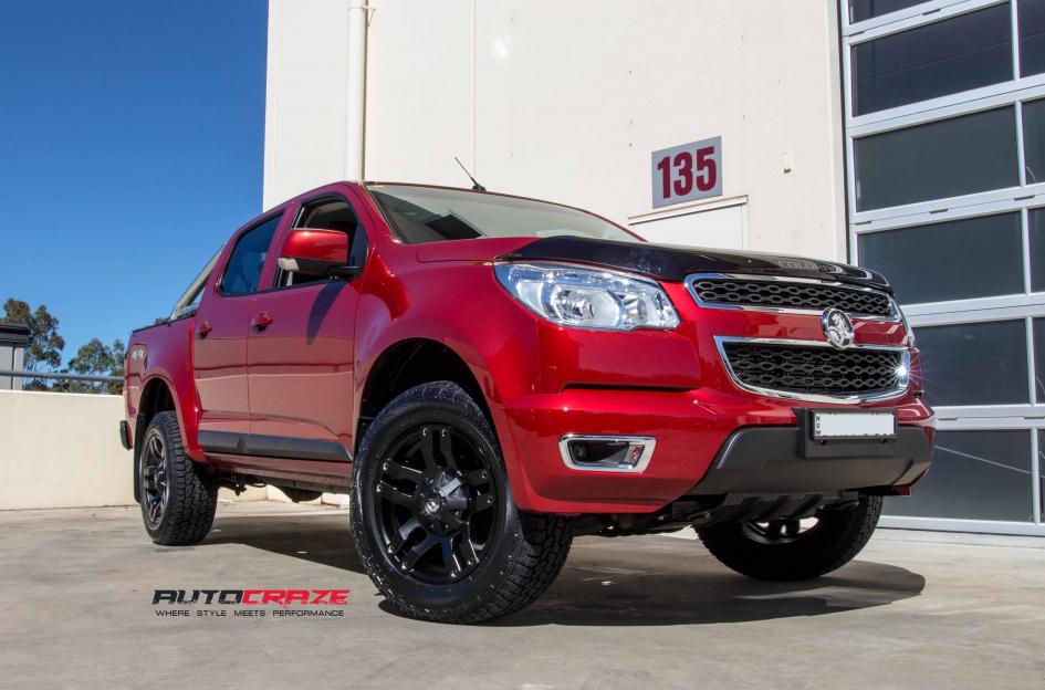 HOLDEN COLORADO PUMP MATTE BLACK