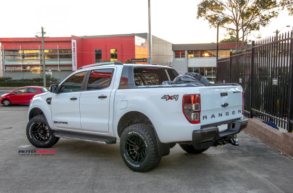 FORD RANGER CAVE MATTE BLACK