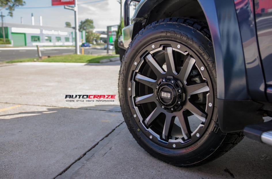 ISUZU DMAX GD05 MATTE BLACK MILLED ACCENTS