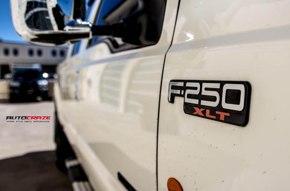 FORD F250 MO970 GLOSS BLACK MACHINED FACE