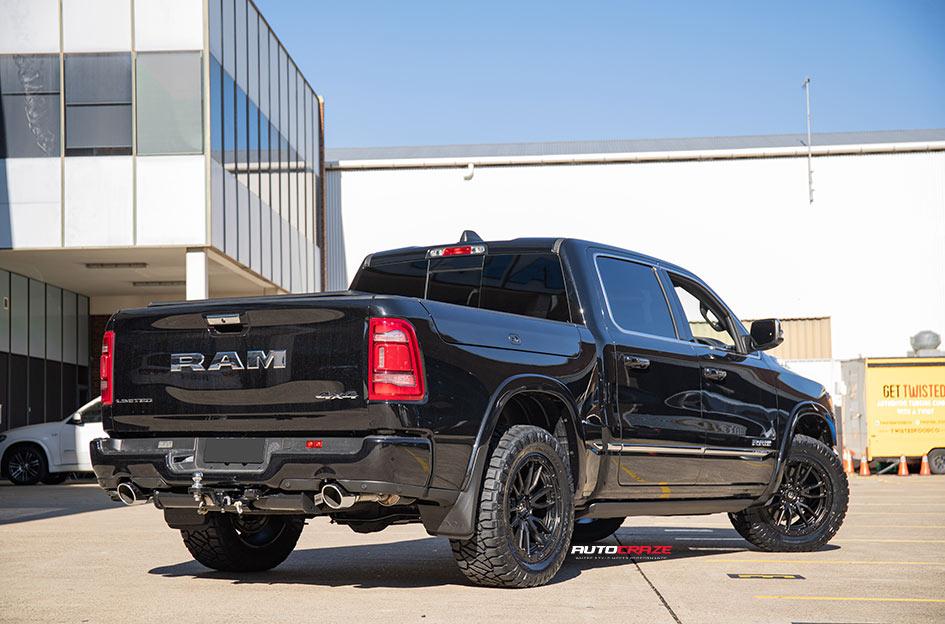 DODGE RAM REBEL MATTE BLACK