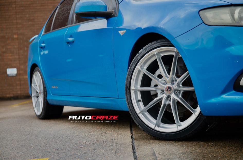 FORD-FALCON-ZR6-POLISHED-SILVER