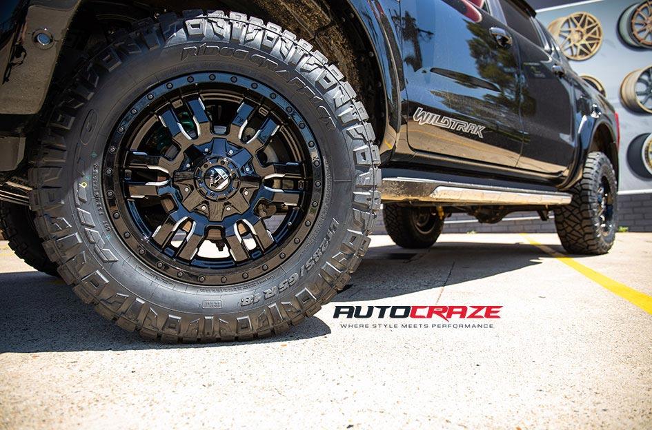 FORD-RANGER-SLEDGE-GLOSS-BLACK-MILLED-ACCENTS