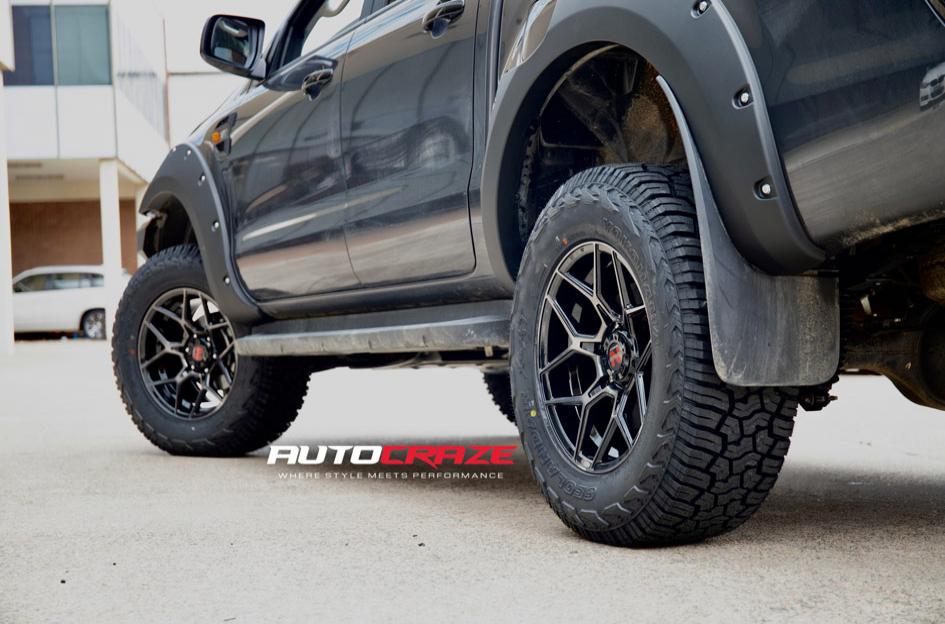 FORD RANGER SABBATH GLOSS BLACK TINTED FACE