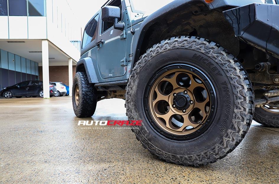JEEP WRANGLER DIRTY HARRY MATTE BRONZE BLACK LIP
