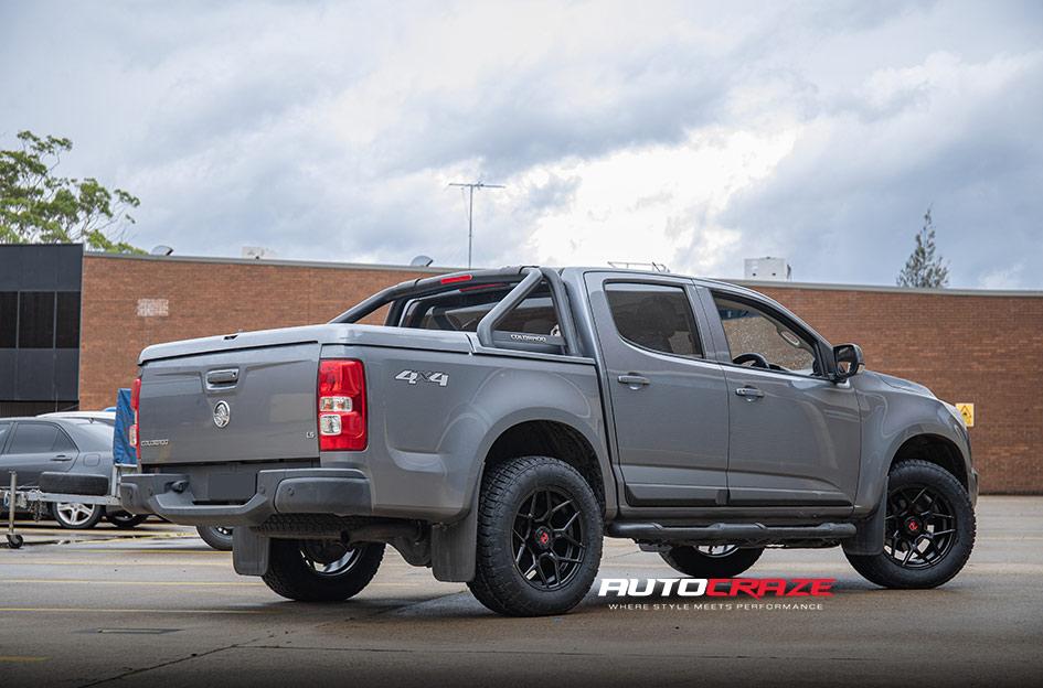 HOLDEN COLORADO SABBATH MATTE BLACK