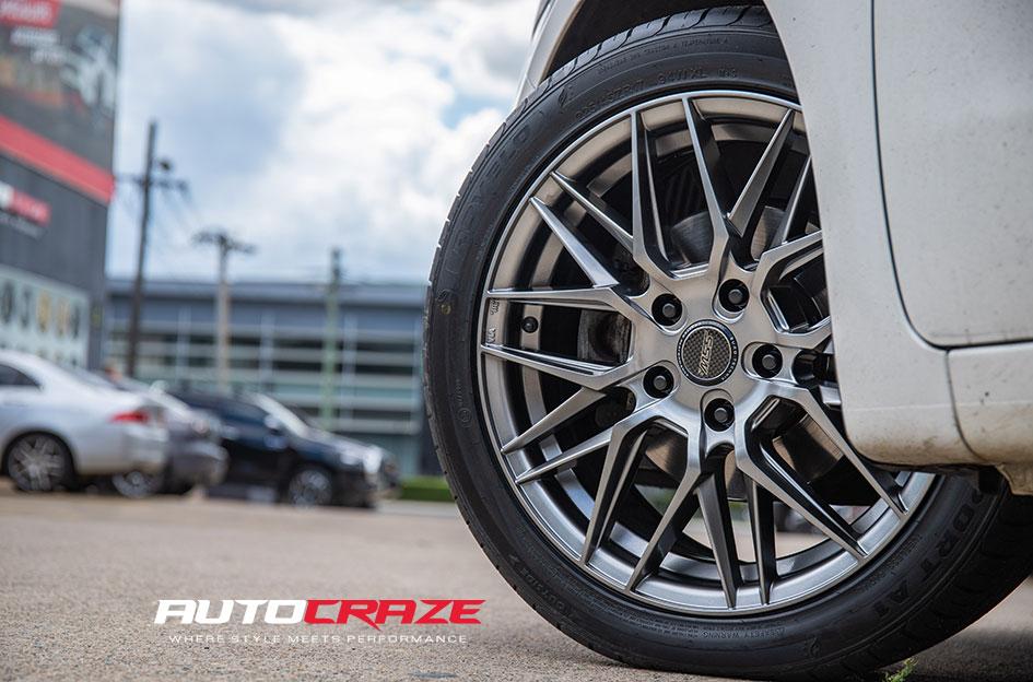 KIA-CERATO-HOCKENHEIM-HYPER-BLACK