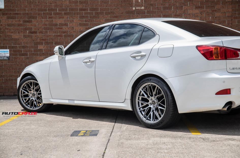 LEXUS-IS250-HOCKENHEIM-HYPER-BLACK