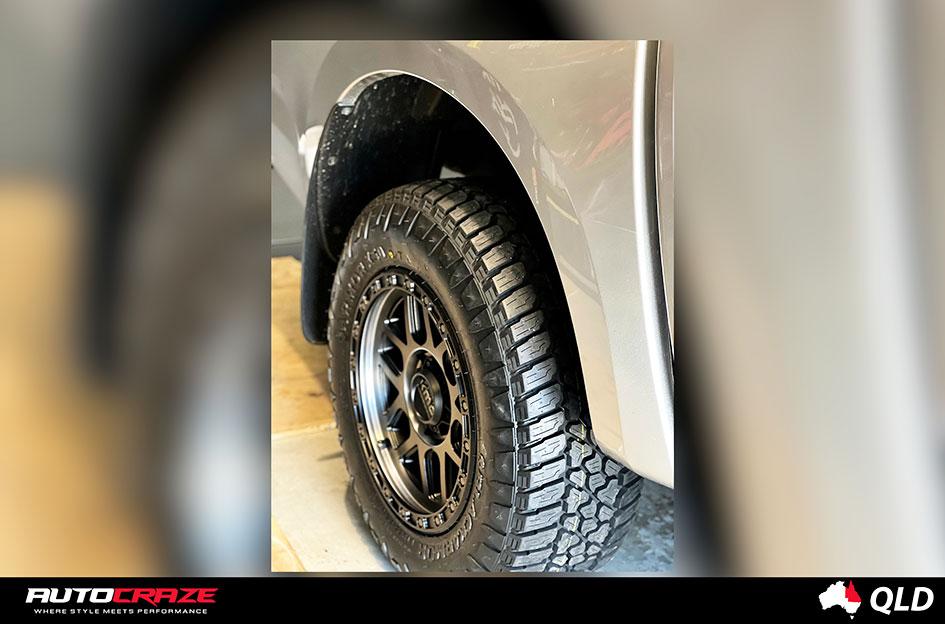 MAZDA BT 50 MESA KM544 SATIN BLACK GREY TINT