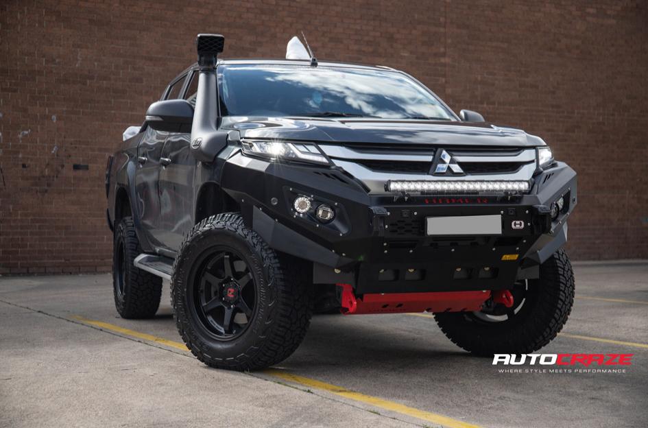 MITSUBISHI TRITON PROSECUTOR MATTE BLACK
