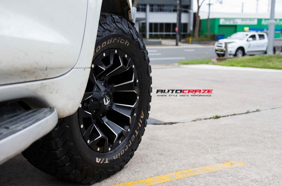 TOYOTA-PRADO-ASSAULT-GLOSS-BLACK-MILLED-ACCENTS