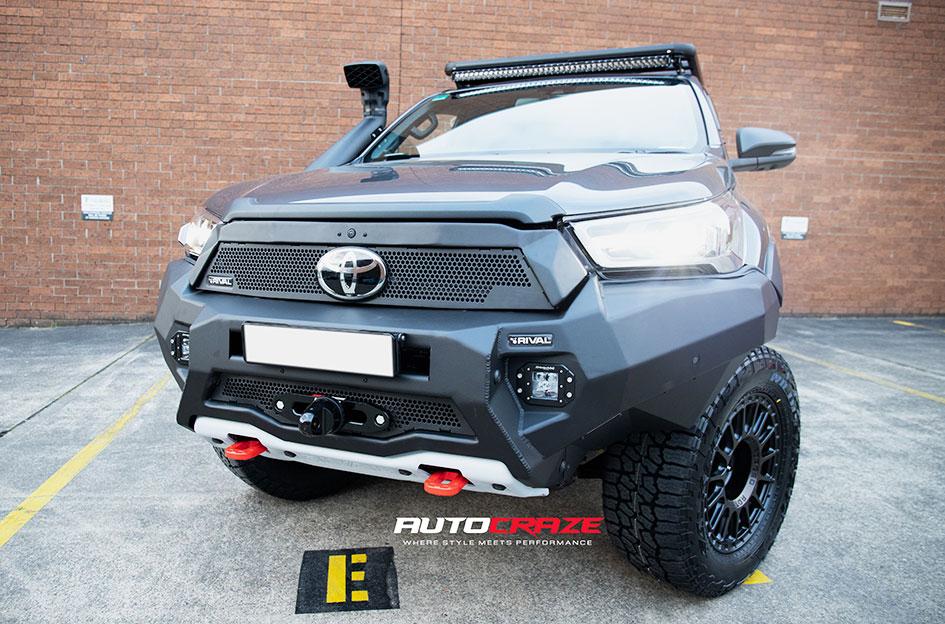 TOYOTA HILUX N80 4WD SANDSTORM GLOSS BLACK