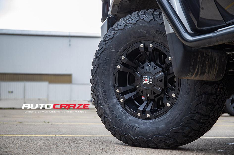 TOYOTA LANDCRUSIER MONSTER XD MATTE BLACK