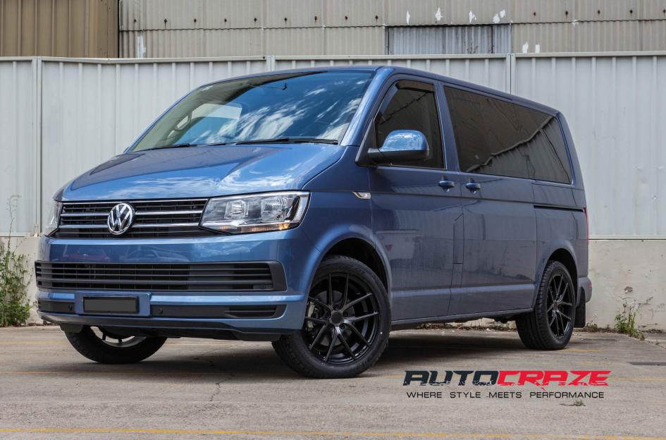VOLKSWAGEN MULTIVAN TARGA BLACK   MACHINED WITH DOUBLE DARK TINT