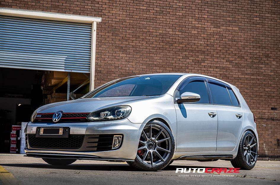 VOLKSWAGEN GOLF SC46 MATTE GUNMETAL
