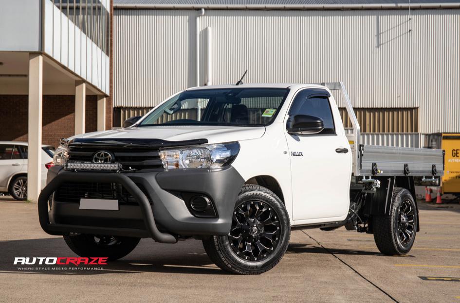 TOYOTA HILUX 2WD (2005 ONWARDS) ASSAULT GLOSS BLACK MILLED ACCENTS