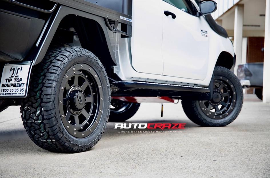 TOYOTA HILUX N80 4WD FMJ XD SATIN BLACK