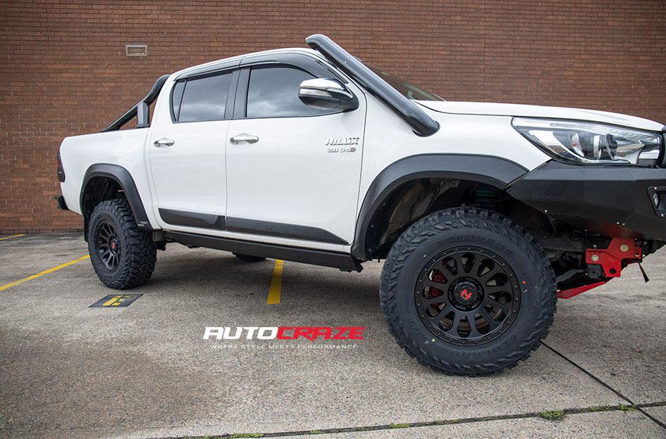TOYOTA HILUX N80 4WD VICTIM MATTE BLACK