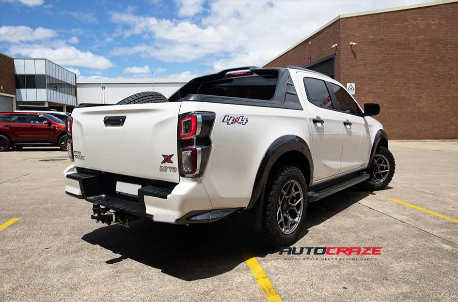 ISUZU DMAX SABBATH HYPERBLACK