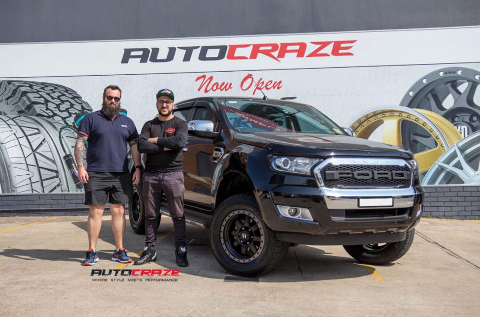 FORD-RANGER-TROPHY-MATTE-BLACK-WITH-ANTHRACITE-RING