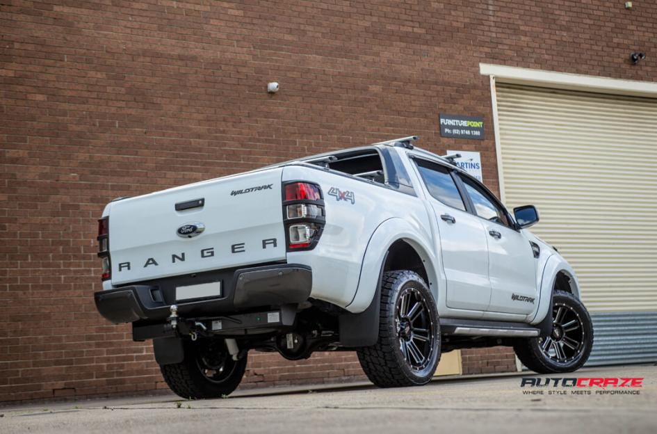 FORD RANGER MO982 GLOSS BLACK MILLED