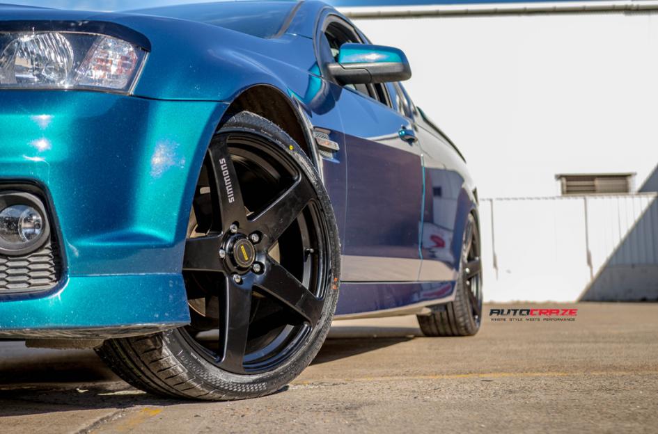 HOLDEN-COMMODORE-FRC-FLAT-BLACK