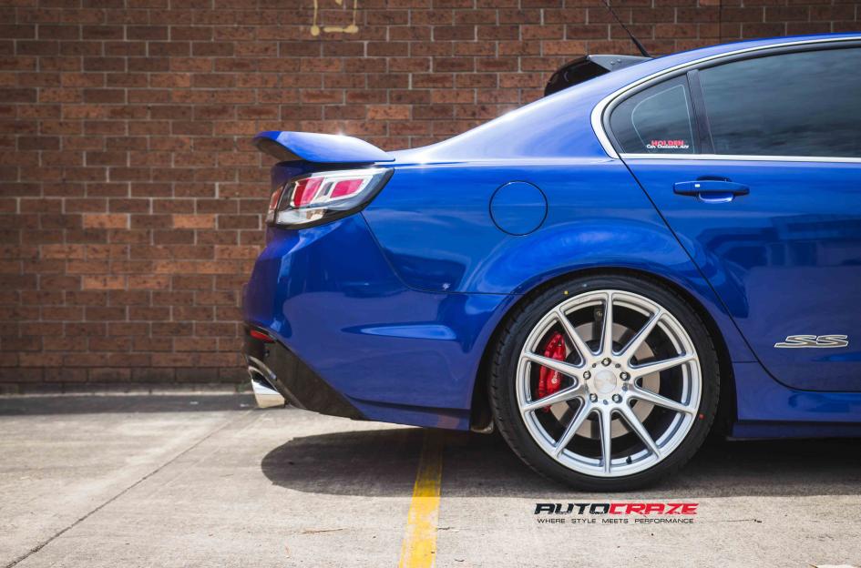HOLDEN-COMMODORE-SSV-ESSEN-SILVER-MACHINED-FACE