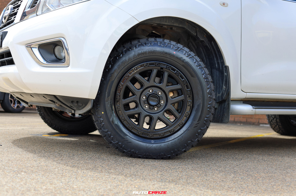 NISSAN NAVARA KMC KM544 MESA SATIN BLACK