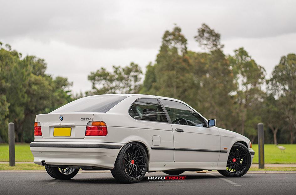 BMW-3-SERIES-ZR1-GLOSS-BLACK