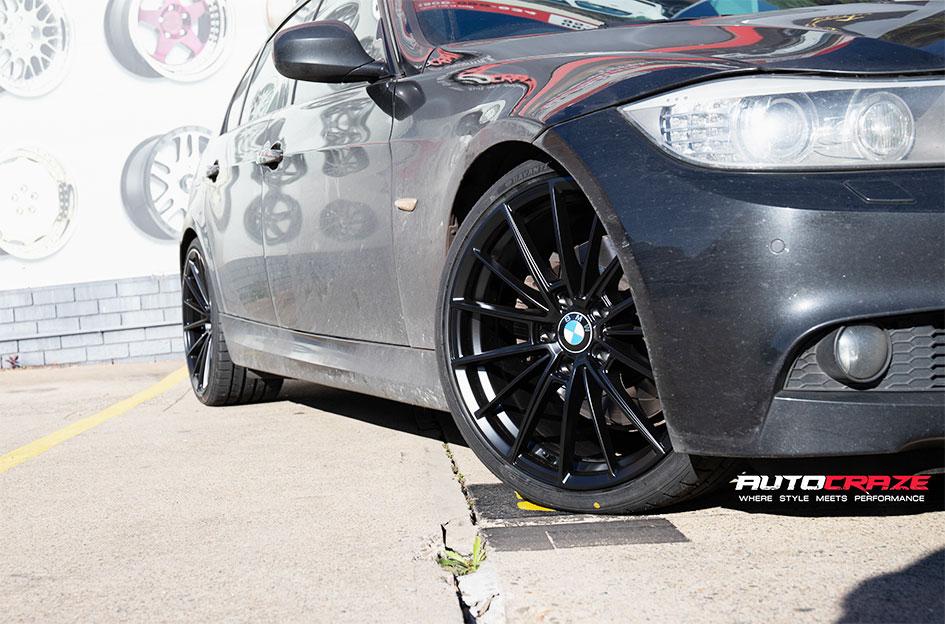 BMW 3 SERIES F105 MATTE BLACK