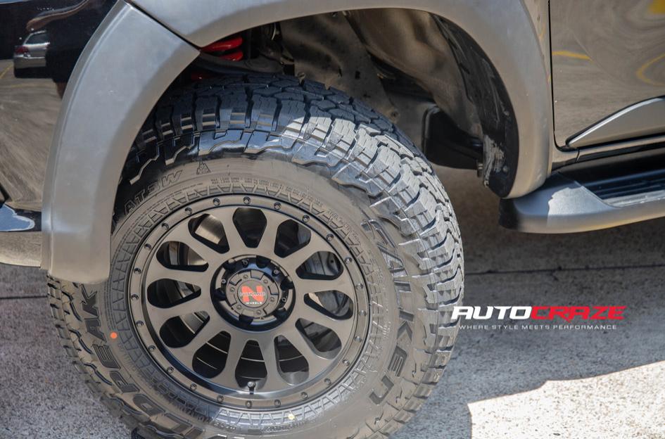 TOYOTA HILUX N80 4WD VICTIM MATTE BLACK