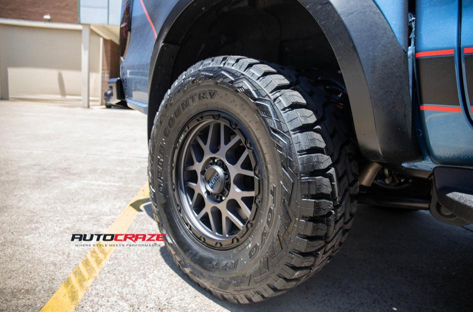 FORD RANGER RAPTOR GRENADE OR XD MATTE GREY MATTE BLACK LIP