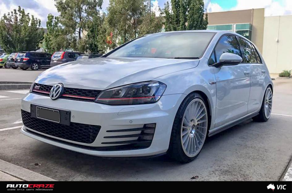 VOLKSWAGEN GOLF IND T SILVER MACHINED FACE 4