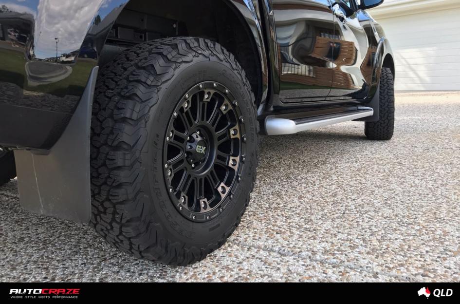NISSAN NAVARA HOSS XD II SATIN BLACK DARK TINT