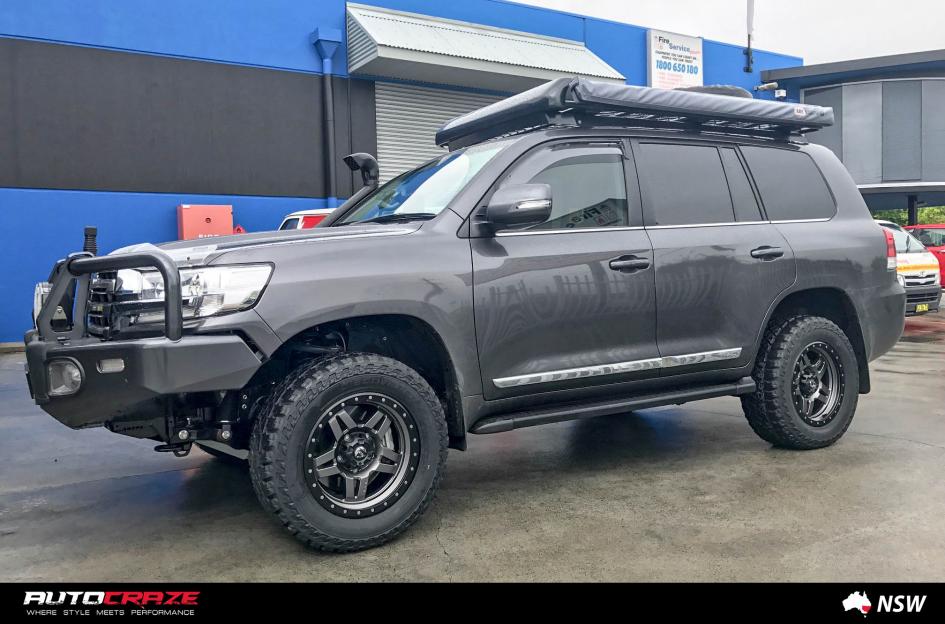 TOYOTA LANDCRUSIER ANZA MATTE ANTHRACITE WITH BLACK RING