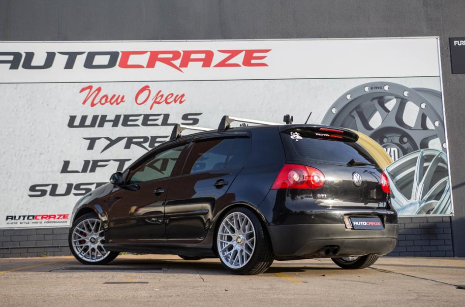 VOLKSWAGEN GOLF RSE SILVER