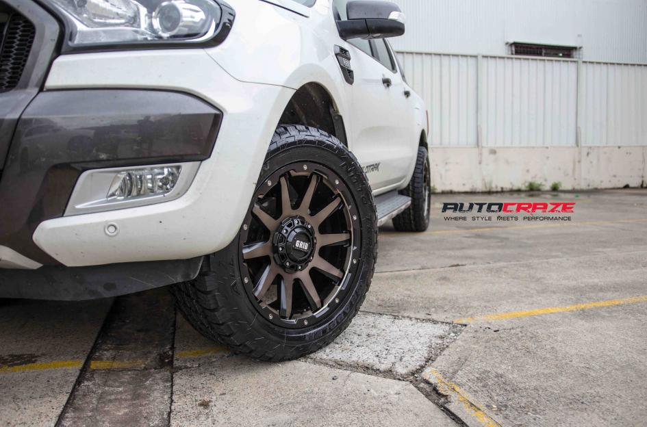 FORD RANGER GD05 BRONZE DARK TINT WITH MATTE BLACK