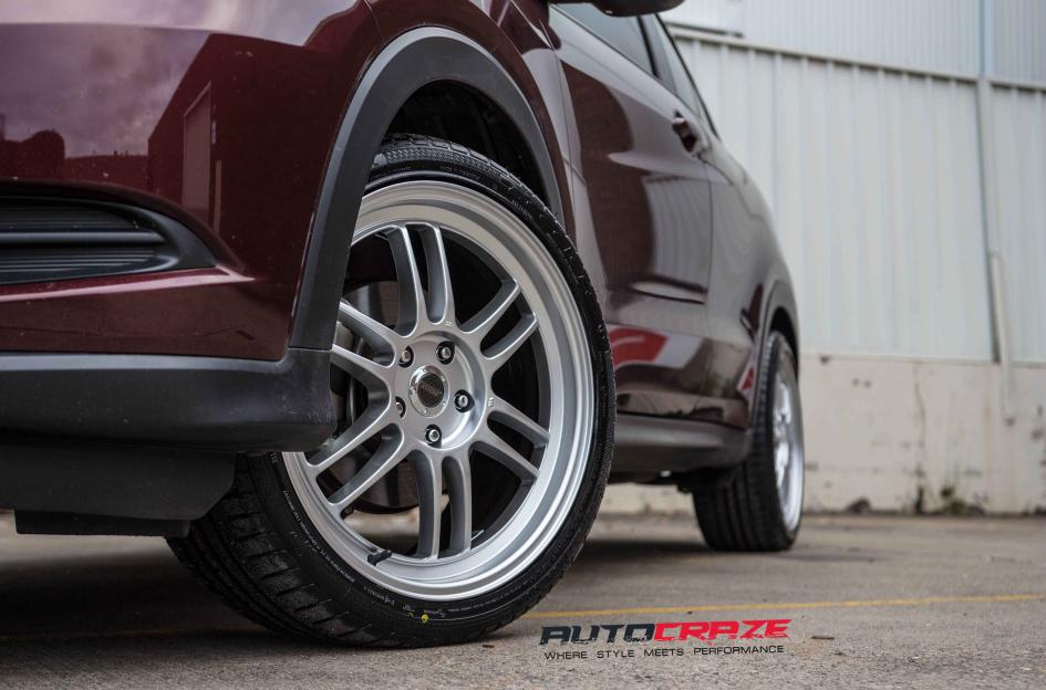 HONDA-HRV-PEAK-HYPER-SILVER
