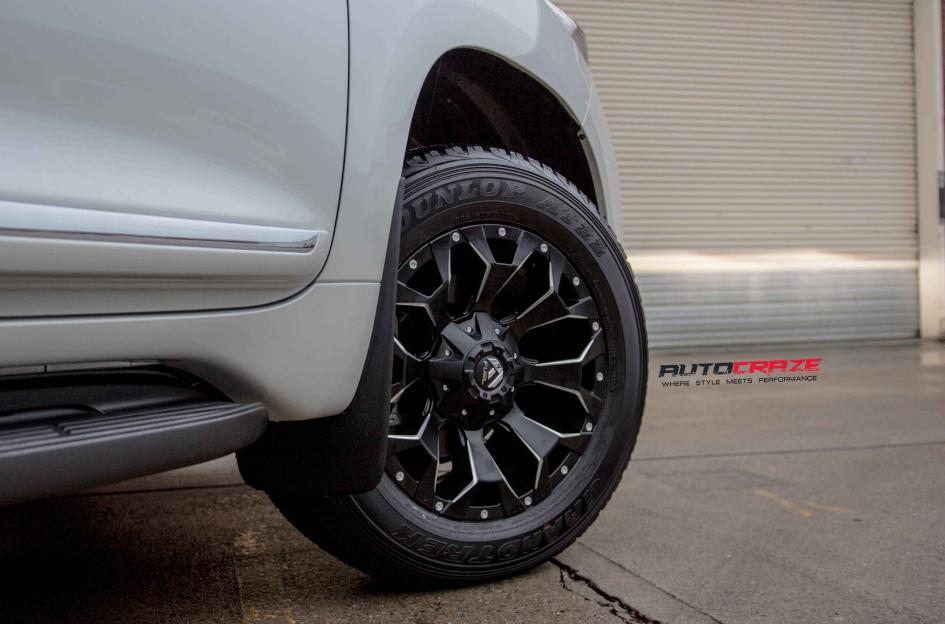 TOYOTA-PRADO-ASSAULT-GLOSS-BLACK-MILLED-ACCENTS-2