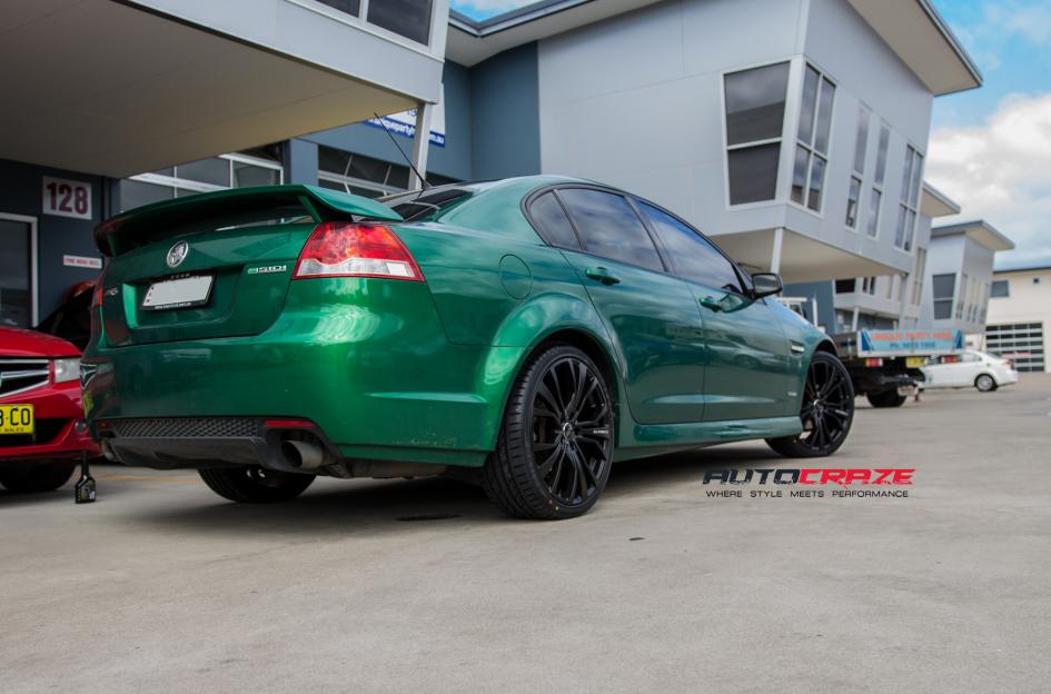 HOLDEN-COMMODORE-ULTIMATE-MATTE-BLACK