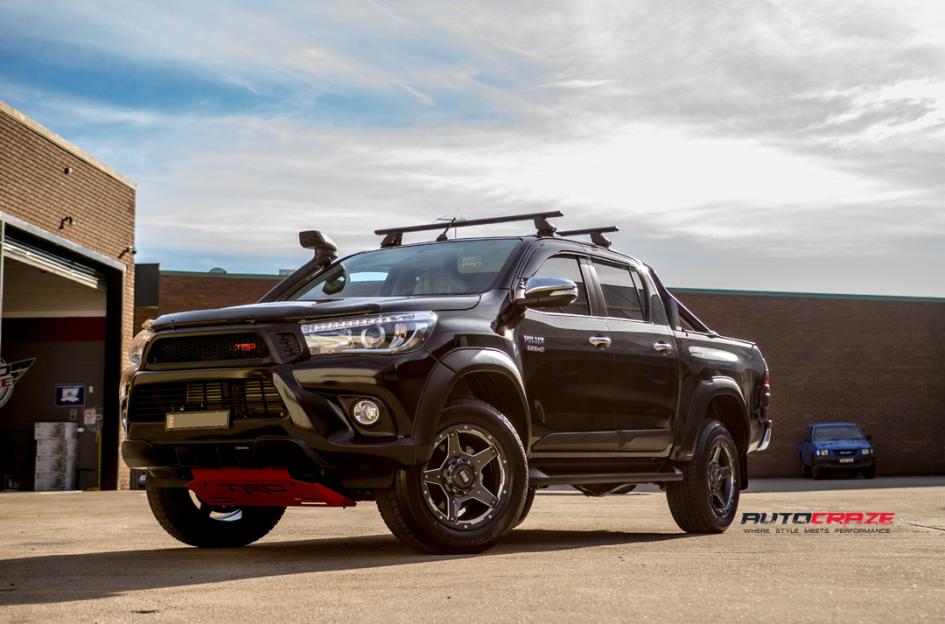 TOYOTA HILUX N80 4WD GD04 GRAPHITE WITH MILLED ACCENTS