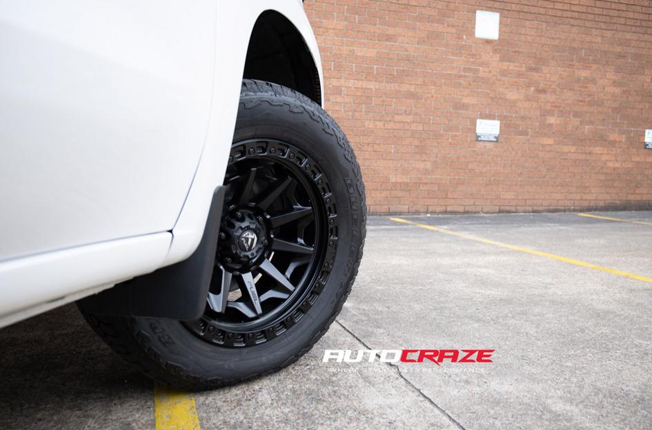 CHEVROLET SILVERADO COVERT MATTE BLACK