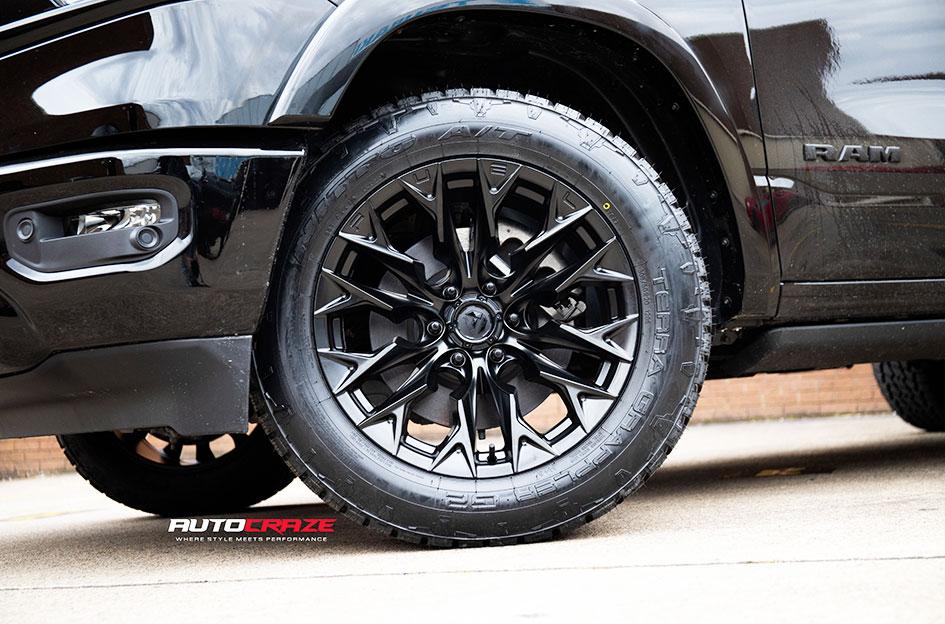 DODGE RAM FLAME 6 MATTE BLACK