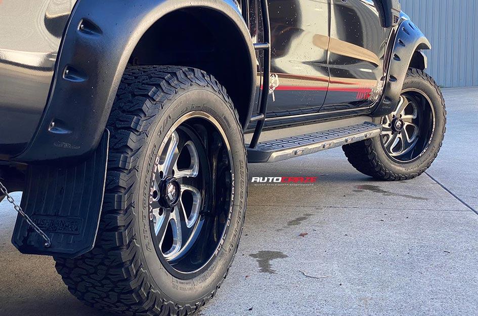 FORD RANGER FFC30 CUSTOM ANTHRACITE WITH CANDY APPLE RED ACCENT