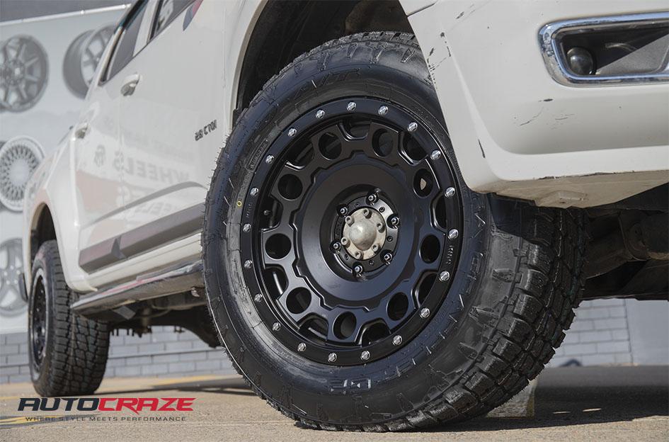 HOLDEN COLORADO HOLESHOT XD SATIN BLACK